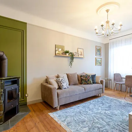 Quiet Garden Deluxe Apartment Рига Экстерьер фото